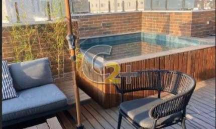 Cobertura á venda no Alto da Lapa com 123m²,  2 quartos, 1 suíte e  2 vagas de garagem.