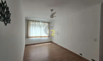 Apartamento à venda em Moema com 2 quartos e 1 vaga de garagem