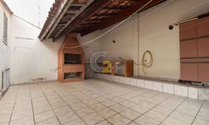 Casa á venda na Vila Ipojuca, 3 quartos, 1 suítte, 4 vagas de garagem.