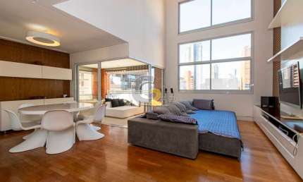 Apartamento Duplex à venda em Pinheiros com 3 suítes e 4 vagas