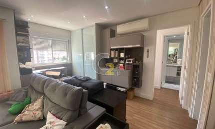 Apartamento á venda na Vila Ipojuca com 2 quartos e 2 vagas