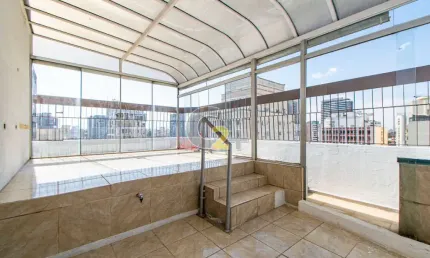 Cobertura a venda em pinheiros com 3 quartos, sendo 2 suites e 2 vagas