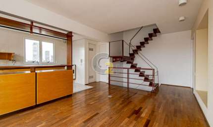 Apartamento á venda em  Alto de Pinheiros com 2 suítes e 2 vagas