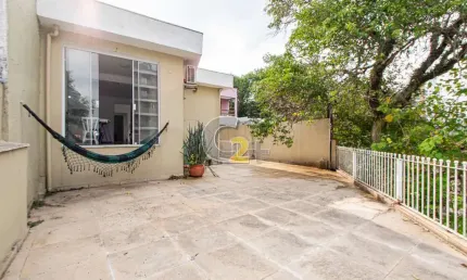 Casa a venda em Vila Madalena 2 quartos, sendo 1 suíte e 2 vagas