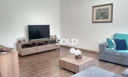Casa com 3 dormitórios à venda, 190 m² por R$ 680.000,00 - Prolongamento Jardim Flórida - Franca/SP