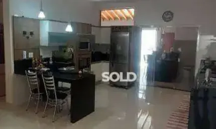 Casa com 3 dormitórios à venda, 219 m² por R$ 951.000,00 - Parque Moema - Franca/SP