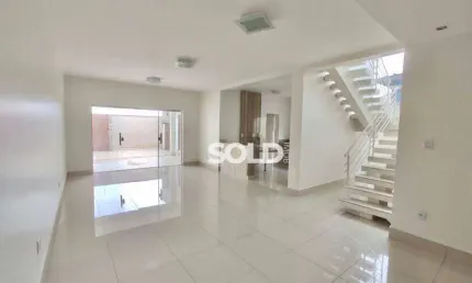 Casa/sobrado na região central,  3 suítes sendo 1 com closet e sacada, 350m² , à venda por R$ 980.000,00 - Vila Duque de Caxias - Franca/SP