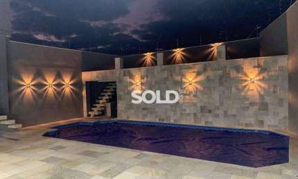 Casa com 3 dormitórios à venda, 280 m² por R$ 1.300.000,00 - São José - Franca/SP