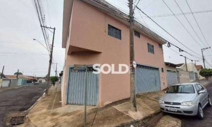 Casa sobrado na Vila Santos Dumont, com 2 dormitórios, 260.50m² de construção,  à venda por R$ 420.000,00 - Vila Santos Dumont - Franca/SP