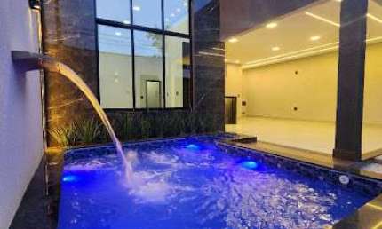 Casa com 3 dormitórios sendo 1 suíte master com closet, piscina aquecida, 200m² de terreno, à venda por R$ 750.000,00 Residencial Palermo - Franca/SP