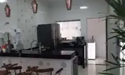 Linda casa com 2 dormitórios sendo 1 suíte, 100m² de área construída,  à venda por R$ 430.000,00 - Residencial Zanetti - Franca/SP