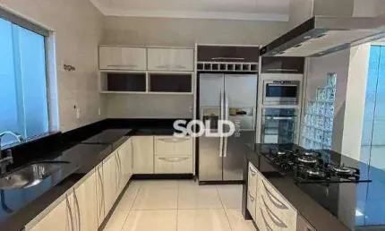 Linda casa com 3 dormitórios sendo 1 suíte com closet, 175m² de construção, à venda por R$ 790.000,00 - Jardim Piratininga - Franca/SP