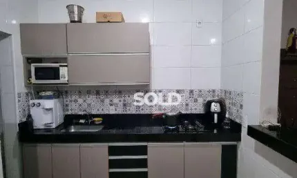 Apartamento com 2 dormitórios à venda, 72 m² por R$ 284.000 - Villa Santa Gianna - Franca/SP