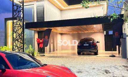 Linda casa no Cond. Villa Di Capri, 3 suítes com closet, piscina, à venda por R$ 2.650.000,00 - Núcleo Agrícola Alfa - Franca/SP