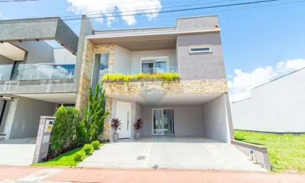 Casa 3 dormitórios no condomínio Vale das Cerejeiras.