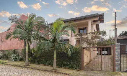 Casa com 3 quartos à venda no Jardim do Bosque, Cachoeirinha 