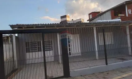 Casa com 2 quartos à venda na Rua Doutor Epitácio Pessoa, 38, Vila Jardim América, Cachoeirinha
