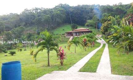 Sítio para Venda em Saquarema, Tinguí (Sampaio Correia), 2 dormitórios, 1 suíte, 1 banheiro, 4 vagas