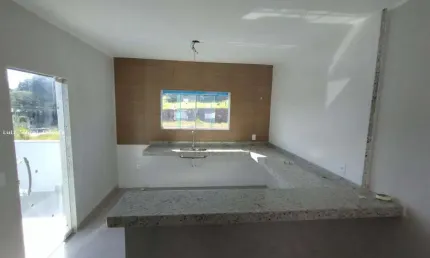 Casa para Venda em Saquarema, Caixa D`água (Bacaxá), 2 dormitórios, 1 suíte, 2 banheiros, 2 vagas