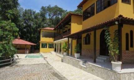 Casa para Venda em Saquarema, Serra De Mato Grosso (sampaio Correia), 5 dormitórios, 5 suítes, 3 banheiros, 6 vagas