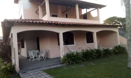 Casa para Venda em Saquarema, BoqueirÃo, 5 dormitórios, 2 suítes, 5 banheiros, 2 vagas