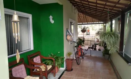 Casa para Venda em Saquarema, Porto Novo, 3 dormitórios, 1 suíte, 2 banheiros, 3 vagas