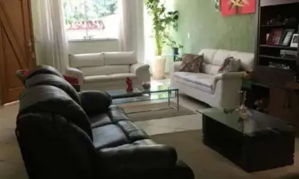 Sobrado com 3 Suítes para Comprar, 289m² - Vila Assunção, Santo André/SP.