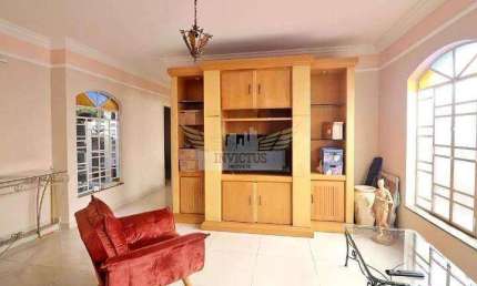Casa Térrea com 5 Quartos para Alugar, 345m² - Campestre, Santo André/SP.