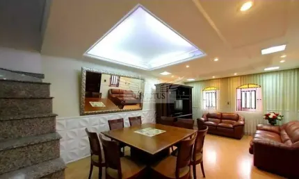 Sobrado com 3 Quartos para Comprar,280m², Bairro Barcelona - São Caetano do Sul/SP.