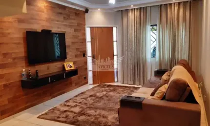 Sobrado com 3 Suítes para Comprar, 138m² - Parque Jaçatuba, Santo André/SP.