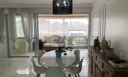 Apartamento com 3 Suítes no Condomínio Paris para Comprar, 128m² - Centro de Santo André/SP.