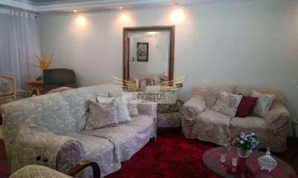 Sobrado com 5 Quartos para Comprar, 217m² - Vila Metalúrgica, Santo André/SP.