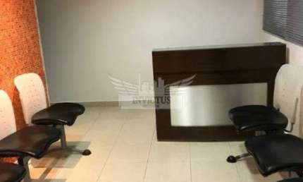 Sala Comercial à Venda, 105m² - Centro de Santo André/SP.