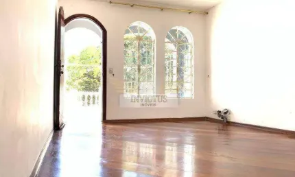 Sobrado com 3 Quartos para Comprar, 198m² - Bairro Jardim, Santo André/SP.