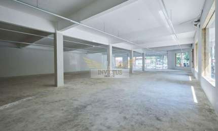 Salão Comercial de Esquina para Alugar, 615m² - Centro, São Bernardo do Campo/SP.
