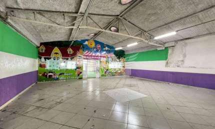Salão comercial para Comprar, 672m², Vila Bastos - Santo André/SP.