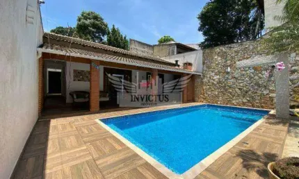 Sobrado Alto Padrão com 3 Suítes para Comprar, 495m² - Campestre, Santo André/SP.