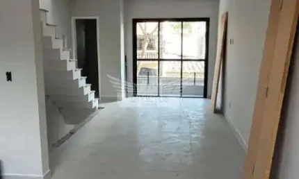 Sobrado com 2 Suítes NOVO para Comprar, 110m² - Jardim Santo Alberto, Santo André/SP.