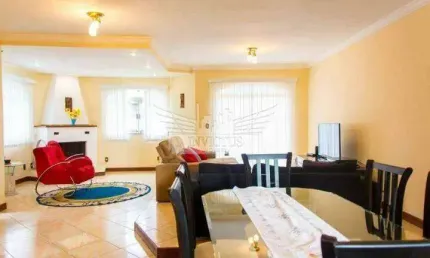 Sobrado com 4 Quartos para Comprar, 407m² - Vila Cecília Maria, Santo André/SP.