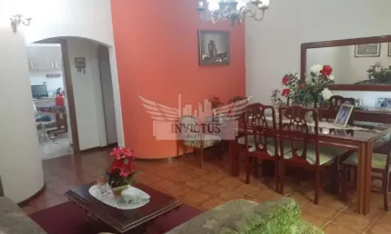 Casa Térrea com 3 Quartos para Comprar, 258m², Campestre - Santo André/SP.
