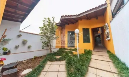 Excelente Sobrado com 3 Quartos para Comprar, 170m² - Vila Pires em Santo André/SP.