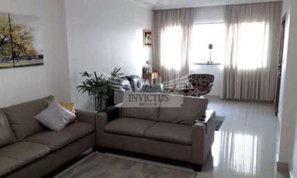 Casa Térrea com 3 Quartos para Comprar, 198m² - Vila Palmares, Santo André/SP.