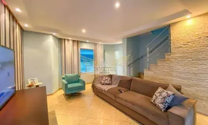 Ótimo Sobrado com 3 Suítes à Venda, 177m² - Santa Terezinha, Santo André/SP.