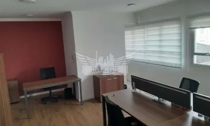 Sala Comercial no Edifício Rua Dona Elisa Fláquer, 55m² - Centro de Santo André/SP.