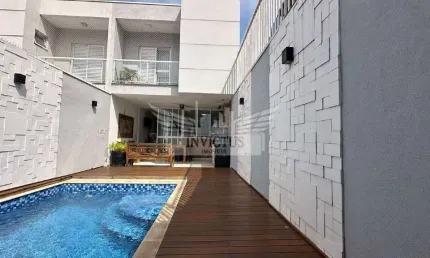 Lindo Sobrado com 3 Suítes e Piscina à Venda, 288m² - Santa Maria, São Caetano do Sul/SP.