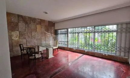 Casa Térrea com 3 Dormitórios à Venda, 212m² - Osvaldo Cruz, São Caetano do Sul/SP.
