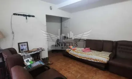 Sobrado Comercial com 3 Quartos para Alugar, 170m² - Jardim, Santo André/SP.