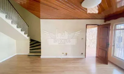 Sobrado com 3 Dormitórios à Venda, 131m² - Centro de Santo André/SP.