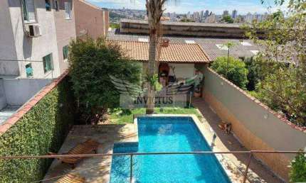 Lindo Sobrado Residencial/Comercial com 4 Dormitórios e Piscina à Venda, 253m² - Campestre, Santo André/SP.