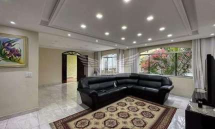 Sobrado com 3 Quartos e Piscina para Comprar, 422m² - Parque Das Nações, Santo André/SP.